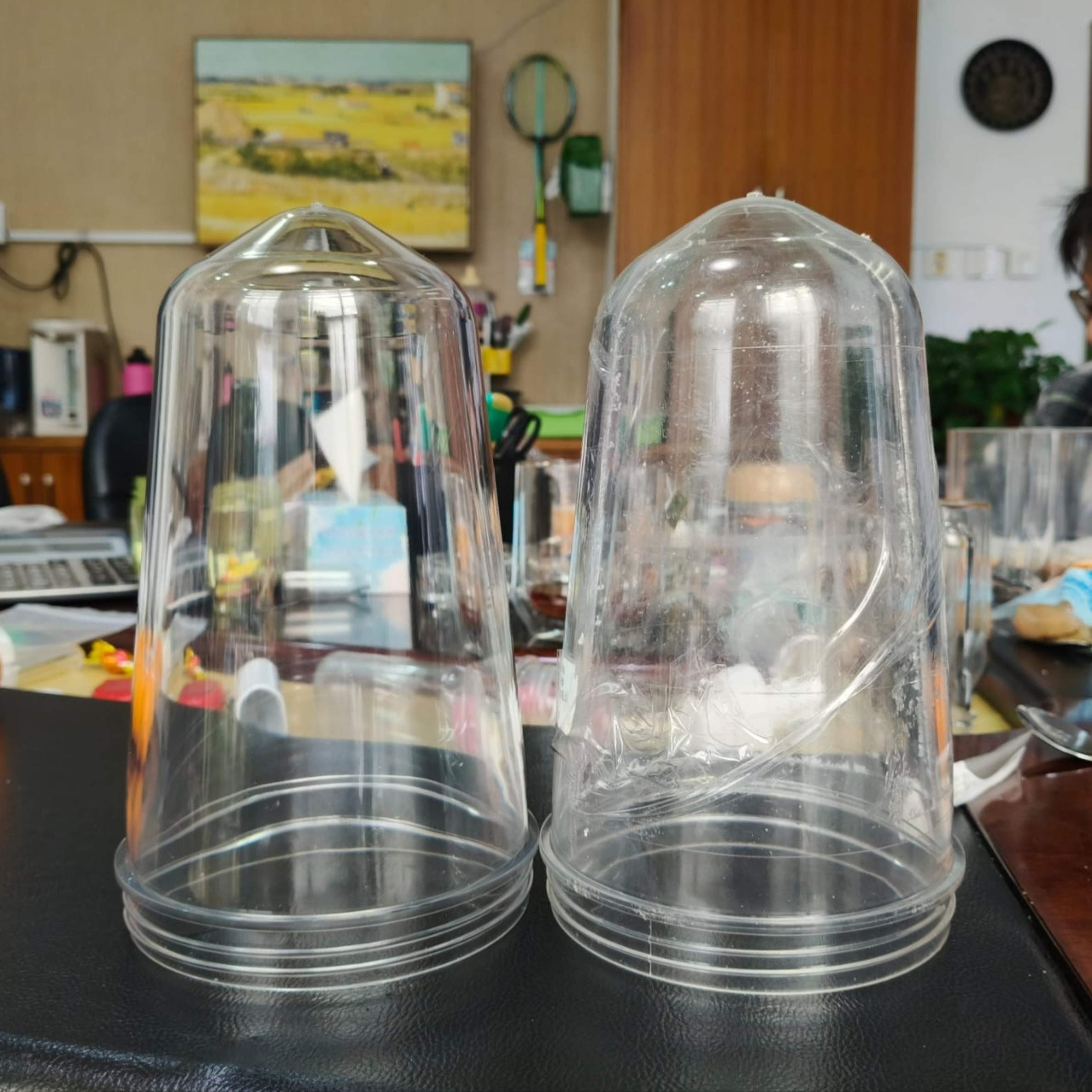 Preform for 20L bottom dispenser PET jar